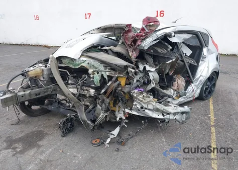 2015 Ford Fiesta S z USA, uszkodzony, nr VIN 3FADP4TJ8FM204064